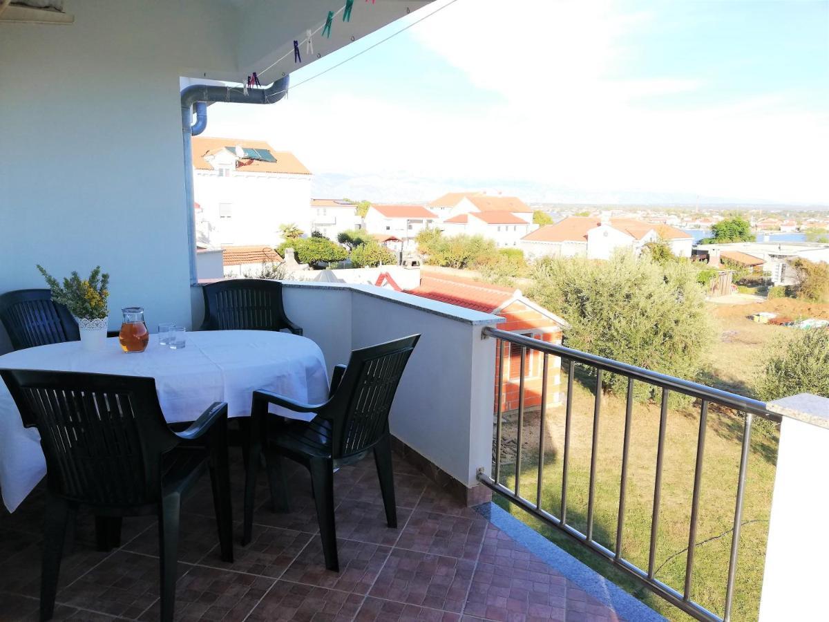 Apartment Anzotika Nin Exteriér fotografie